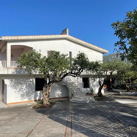 Mariangela Guidaloca Villa Castellammare del Golfo